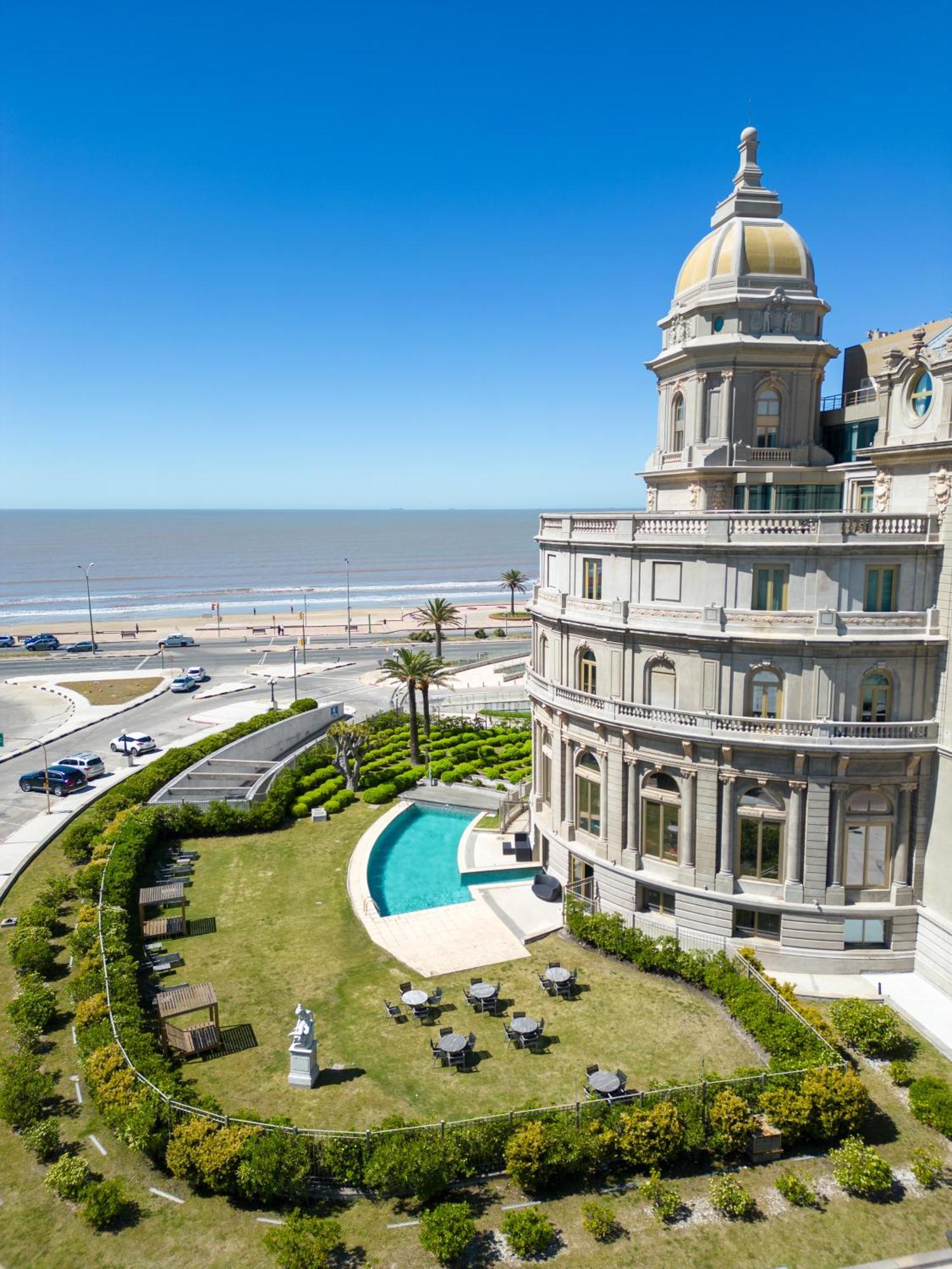 Sofitel Montevideo Casino Carrasco & Spa Hotel Exterior photo